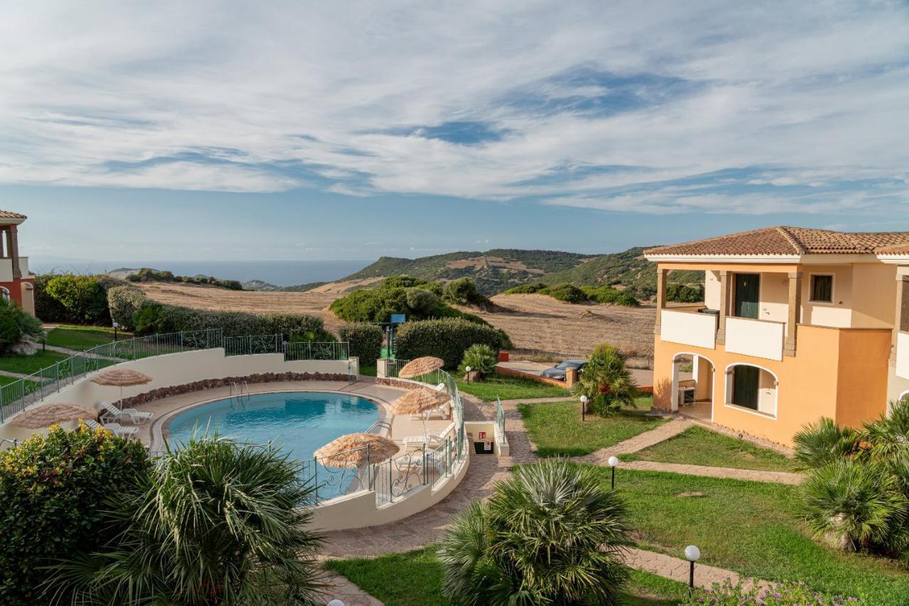 Residenza Le Farfalle Aparthotel Tergu Buitenkant foto