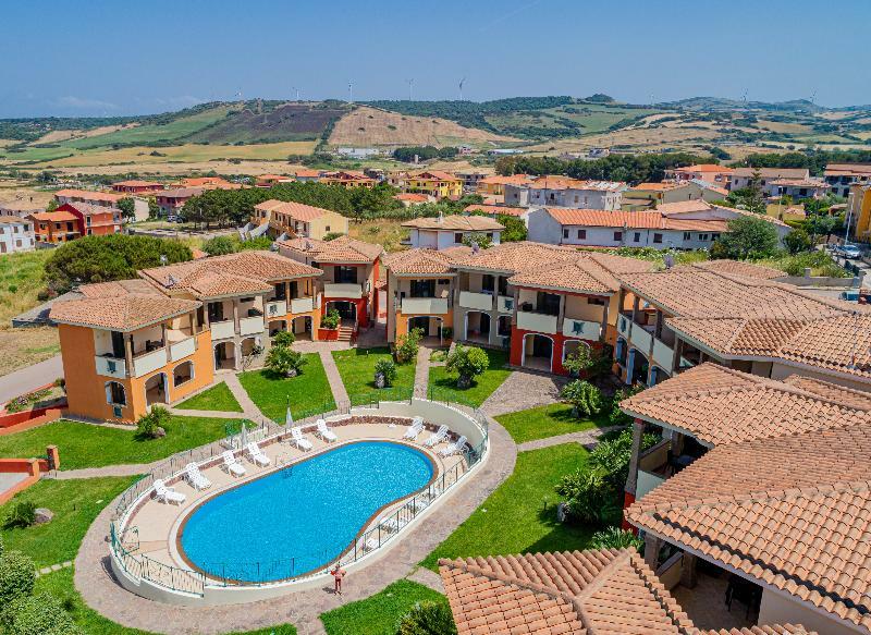 Residenza Le Farfalle Aparthotel Tergu Buitenkant foto